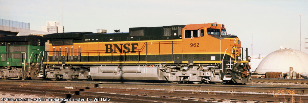 BNSF C44-9W 962